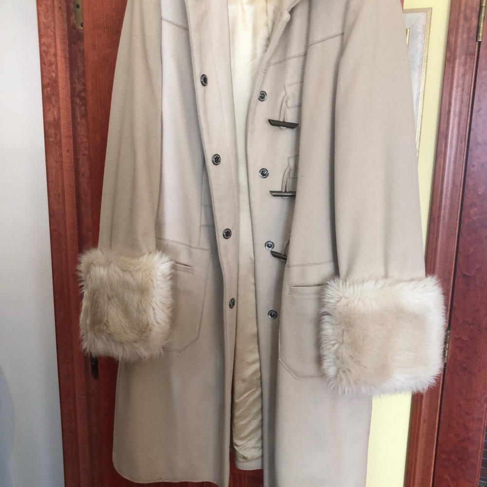 Wool woman’s coat